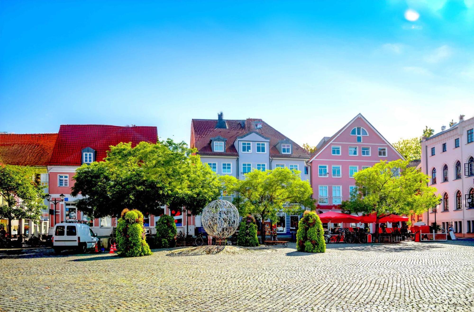 Mueritzwind In Der Warener Altstadt Waren  Exterior photo